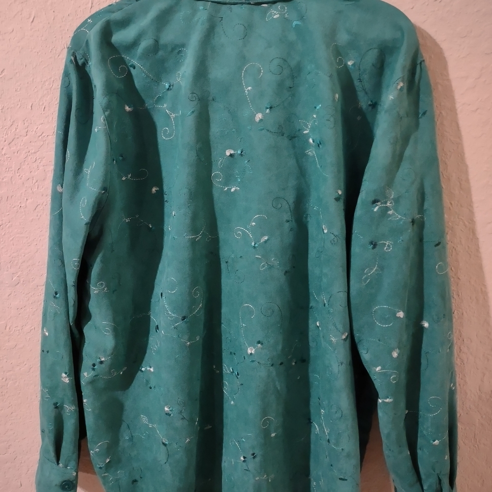 Light Weight Jacket - Picture 2 of 4